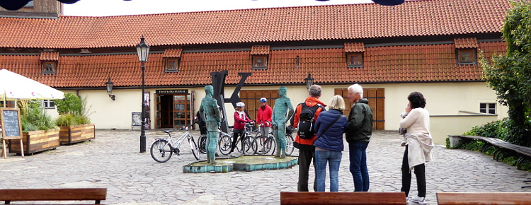  Vojan-Park, Kafka-Museum, Lausitzer Seminar